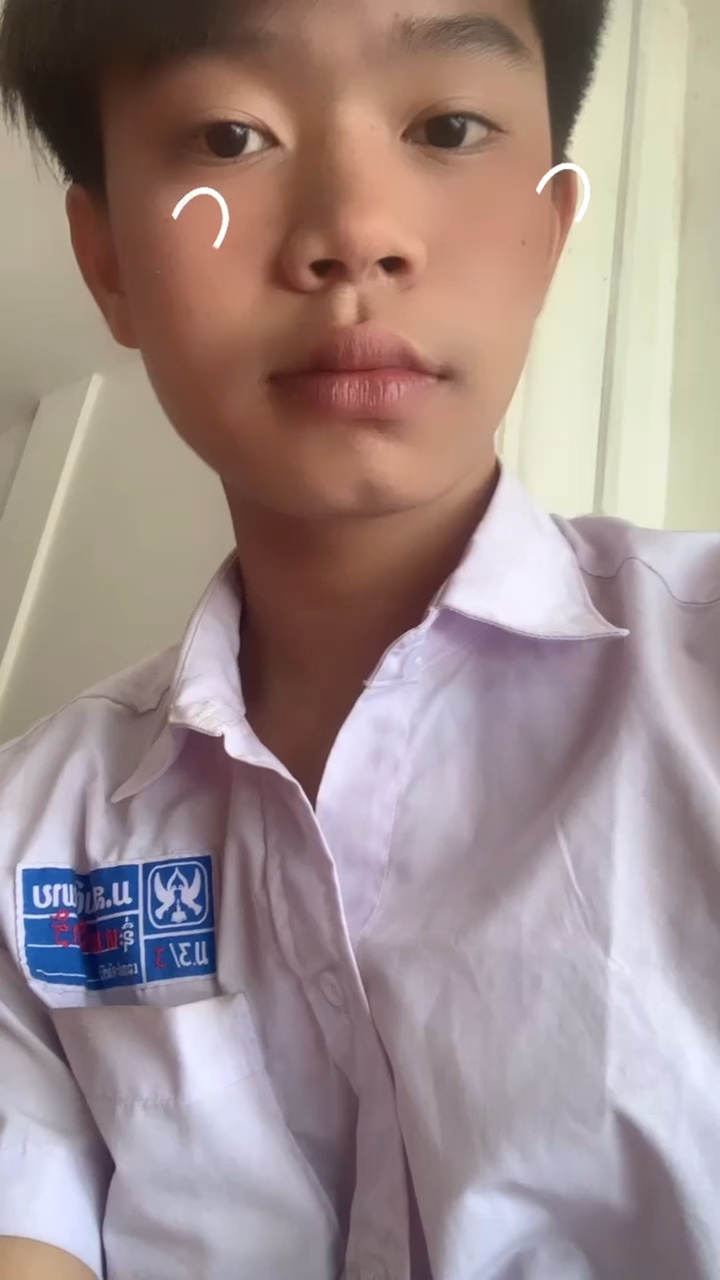 ຮັກເຈົ້າ🤍🫰🏻