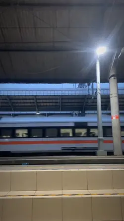 Slowmo Pujaningsih
