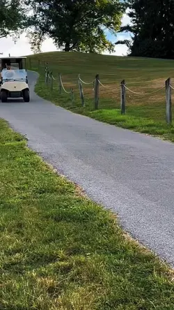 Golf cart 🛒
