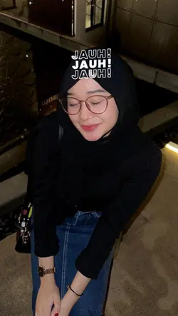 Dan Kau Pergi Jauh..