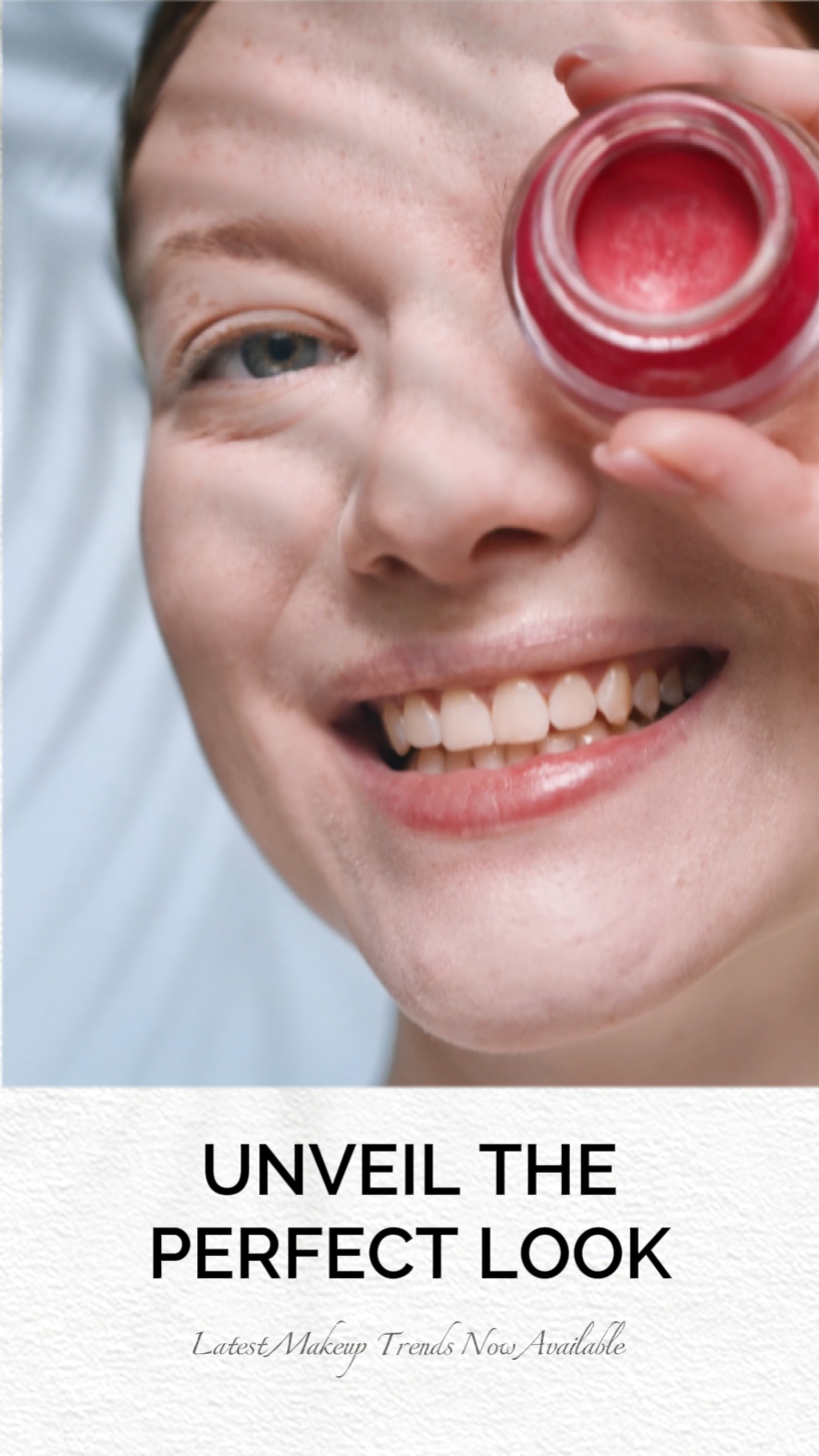 Minimalist Style Personal Skincare Mga Bagong Produkto Mga Template ng Negosyo