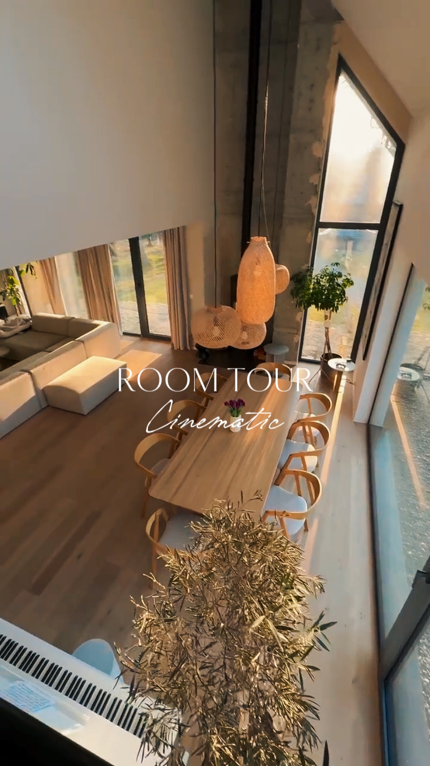 ROOM TOUR CINEMATIC