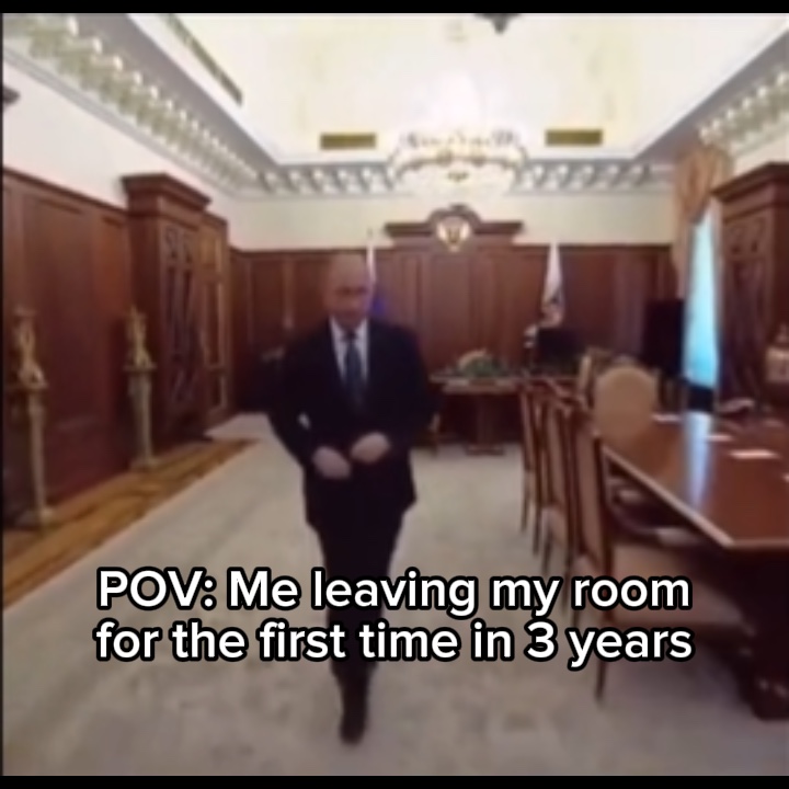 Putin Berjalan Meme😹😹