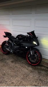 Yamaha YZF-R7