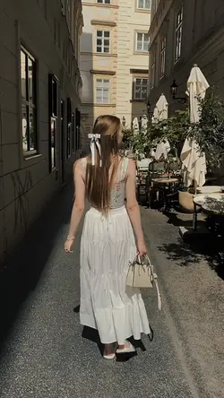 AESTHETIC VIDEO