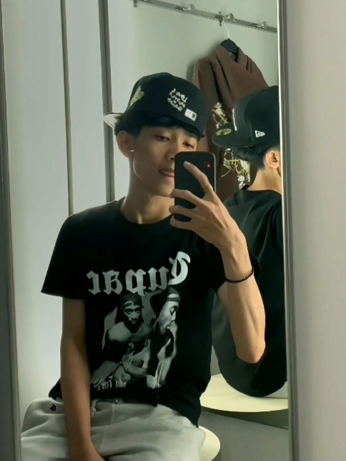69 ⋆ 99⋆ 96⋆
