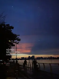 HẢI TRÌNH TAN VỠ
