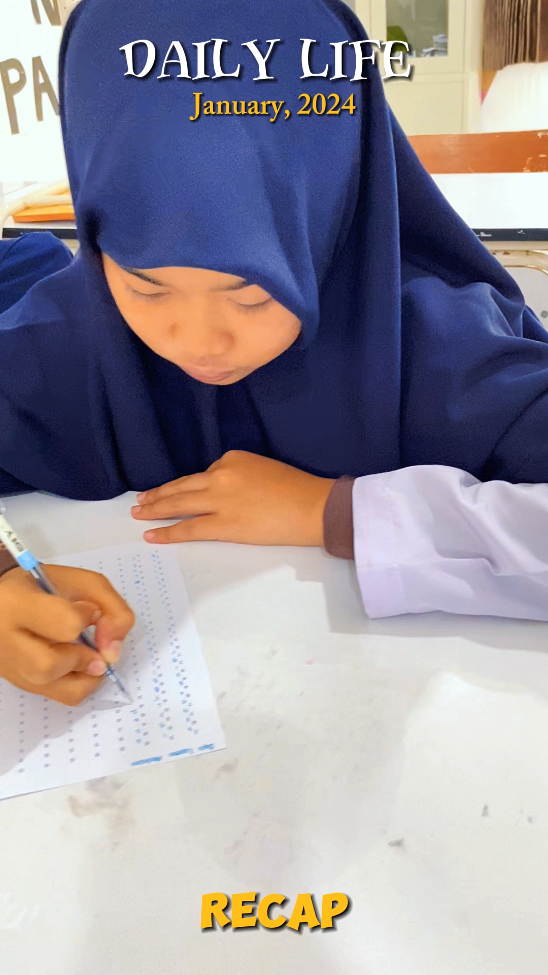 DAILY LIFE | SCHOOL