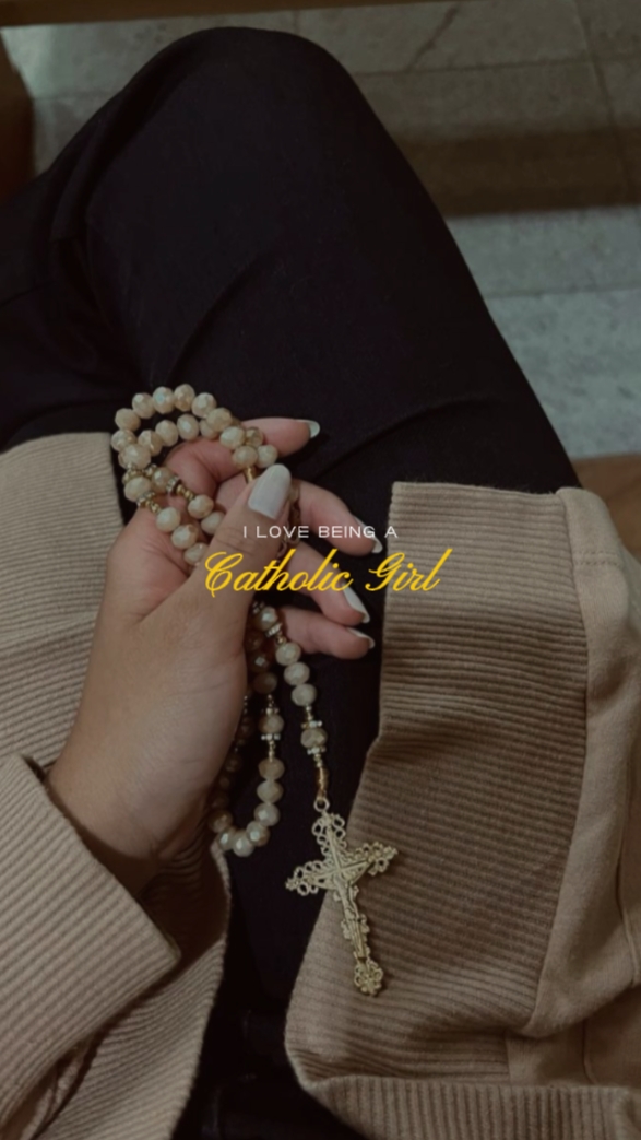 Menina católica