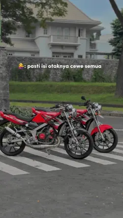 Pasti isi otaknya
