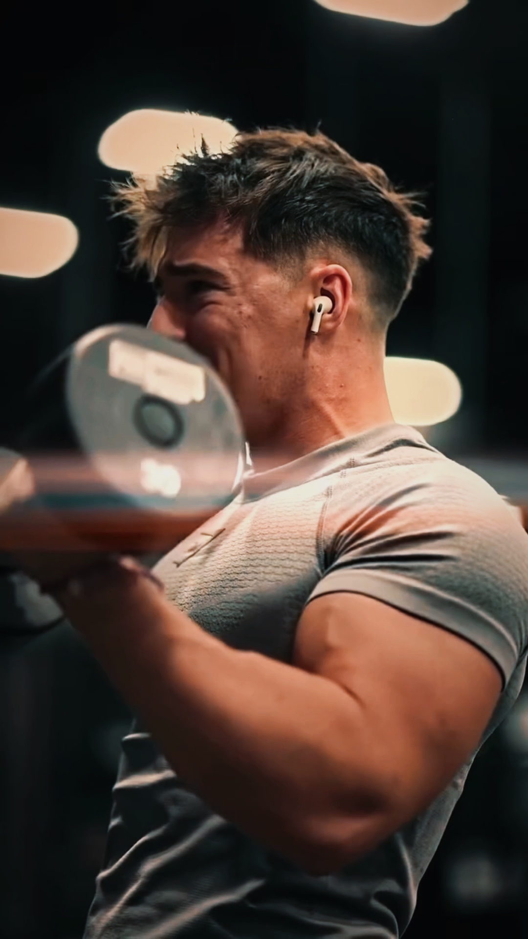 ACADEMIA /\ FITNESS 