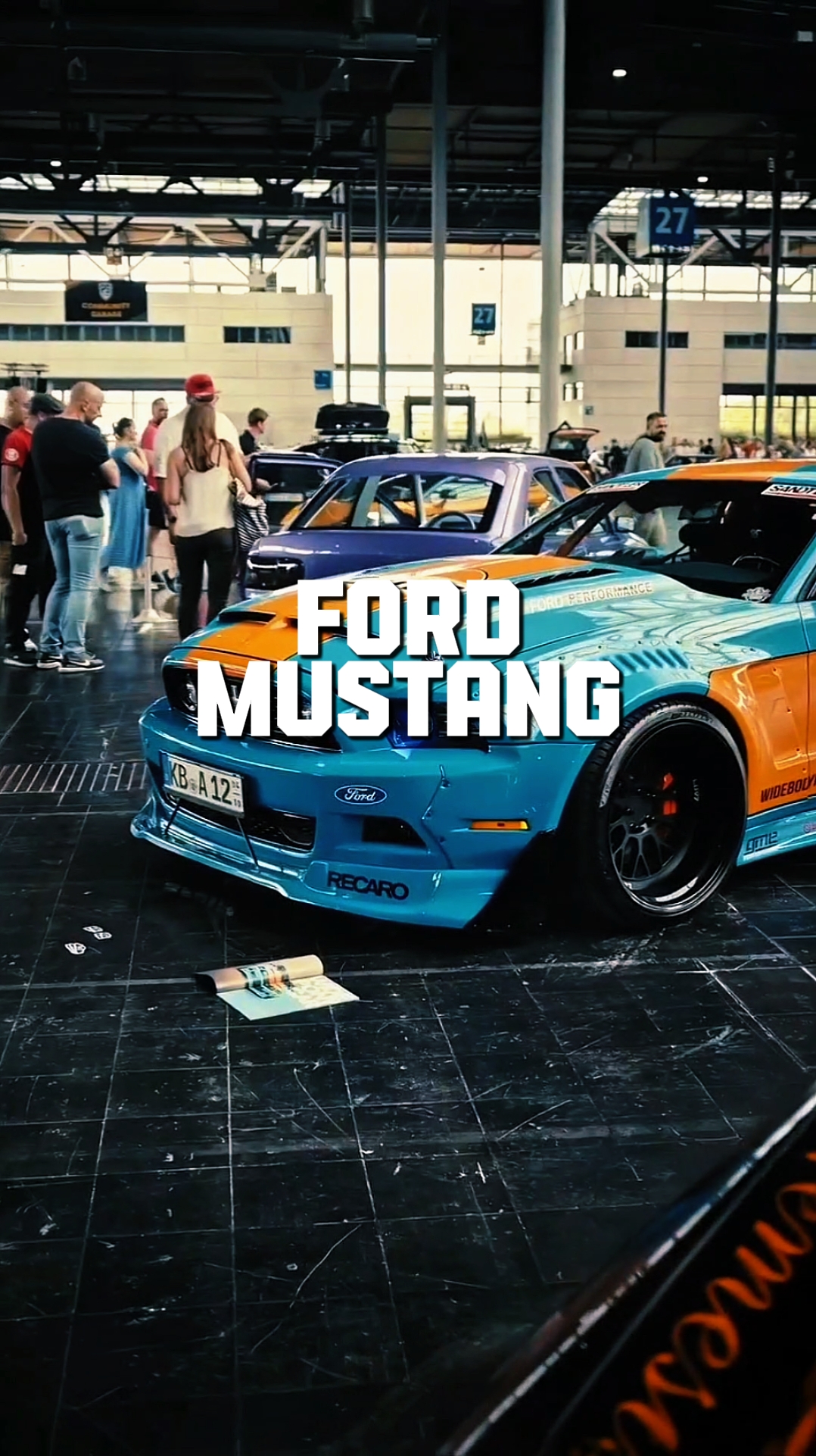 FORD MUSTANG