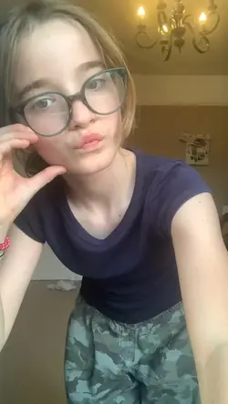 PINKY UP