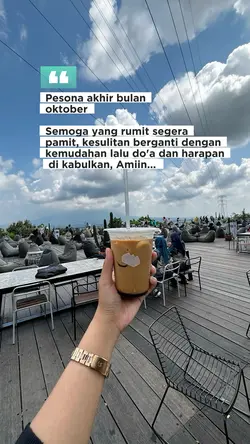 Pesona akhir bulan