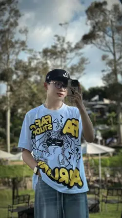 ခေက်စားနေ