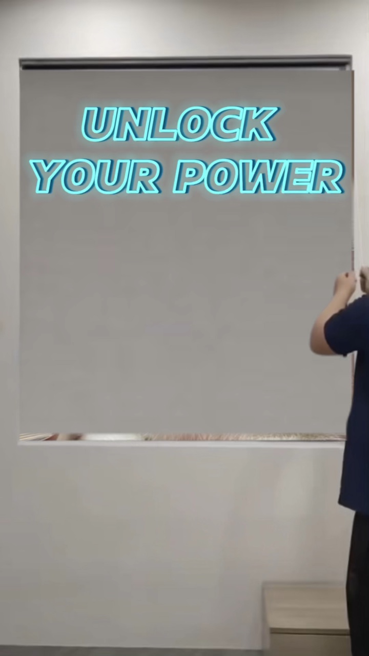 Haustierprodukte Display in einem Vorhang Zeichnung Tik Tok Style