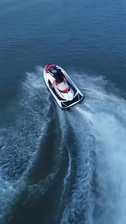 Jet ski trend