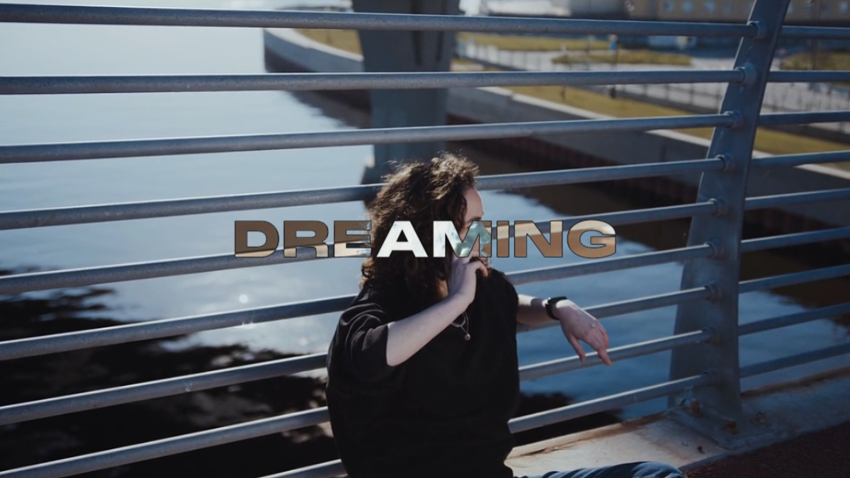 DREAMING