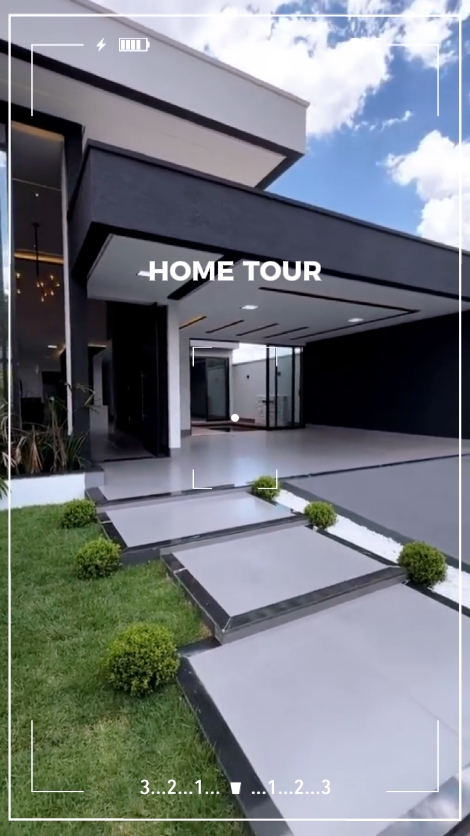 HOME TOUR