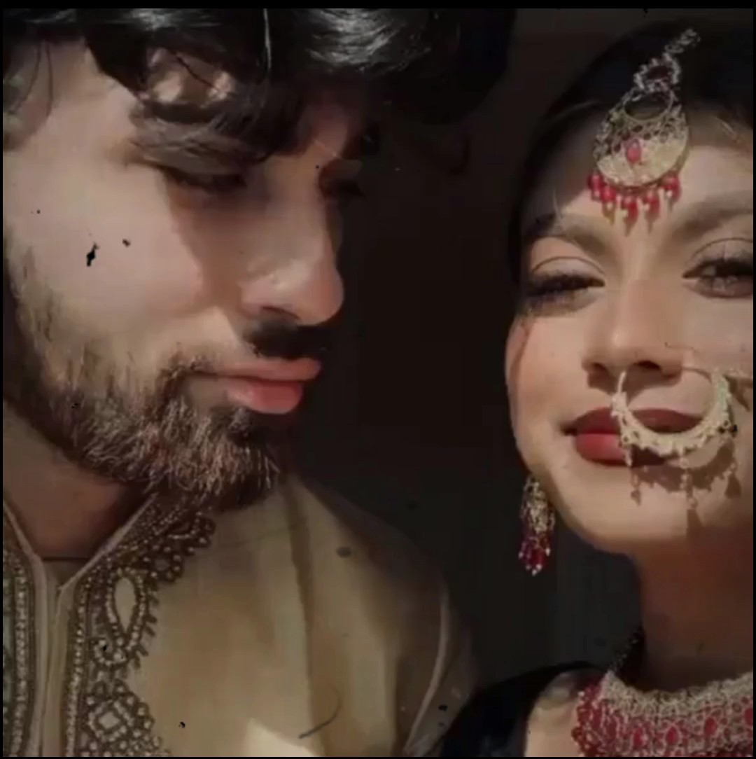 Aayi yesi Raat He jo