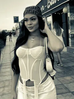 modelo em alta 