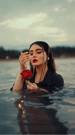 «غریبه ،آشنا»