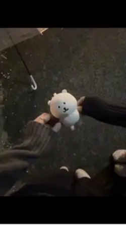 害我哭那麼多 哭到紐約下大雨