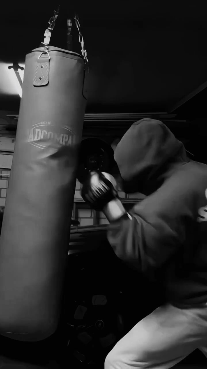 Boxe triste