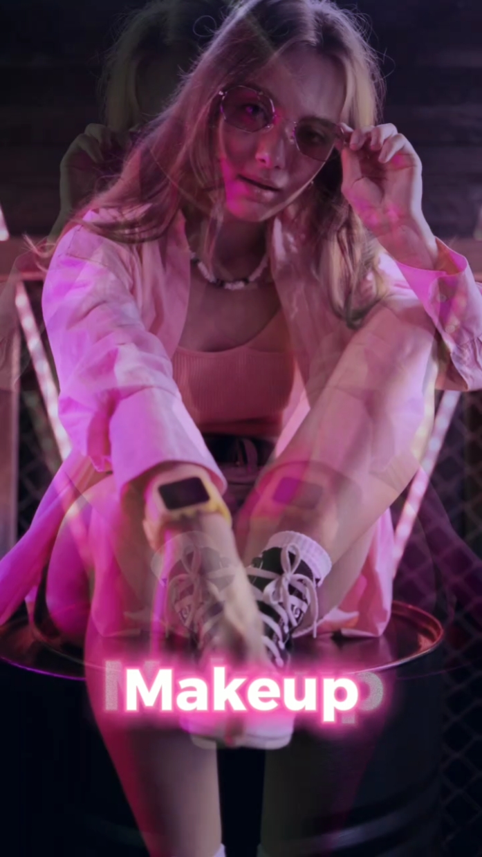 Exhibición De Productos De Maquillaje Golpeando Al Estilo Tik Tok