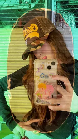 อยู่ภายในใจเป็นหมื่น