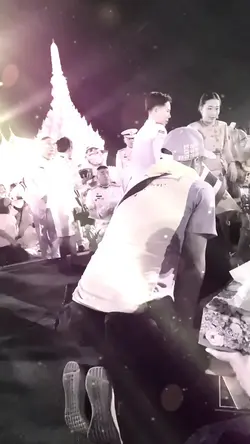 น้อมส่งเสด็จสู่สวรรค
