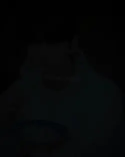 힘든데 왜 웃어?