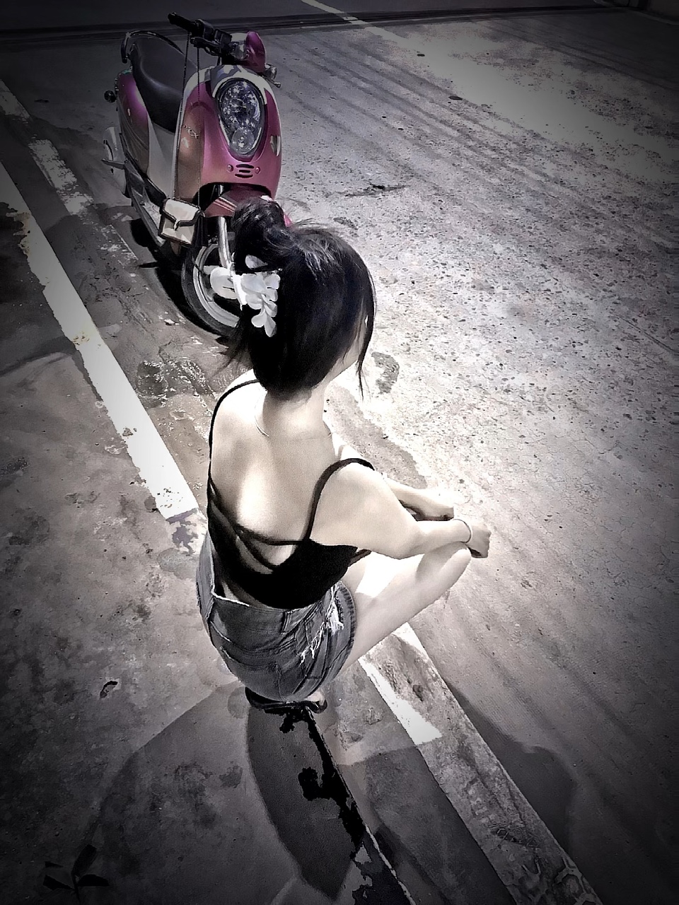 ខ្ញុំអង្គុយគិតជាយូ😌