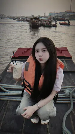 Mẫu 2 ảnh