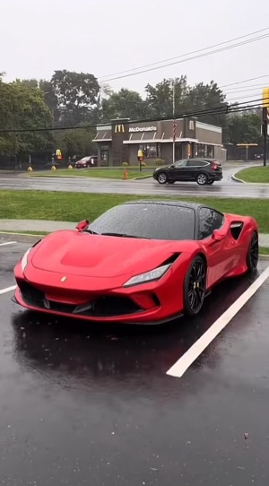 Clips de Ferrari