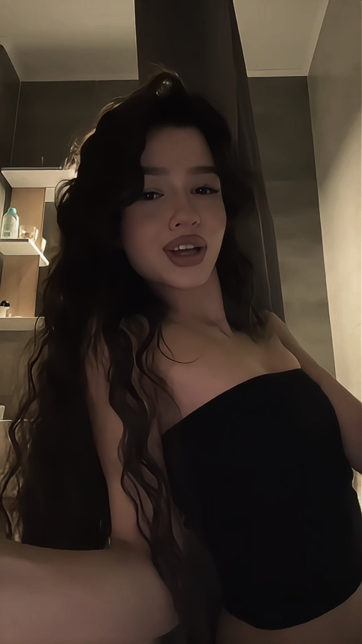 Gata apenas
