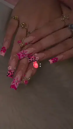 nails 