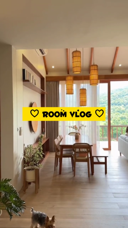 Room Vlog Tour