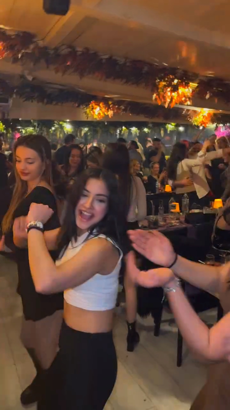 MOMENTO DE BAILES