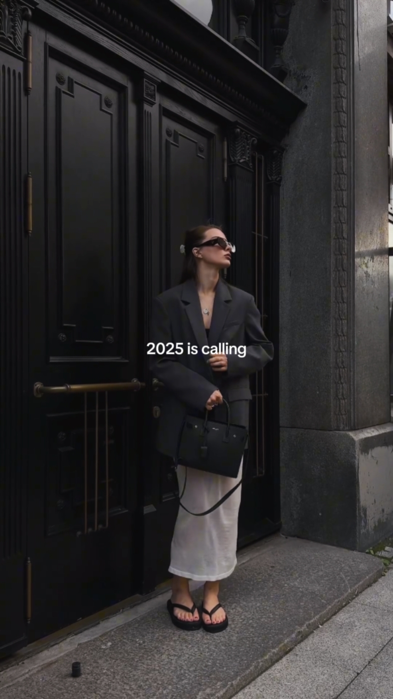 2025 çağırıyor