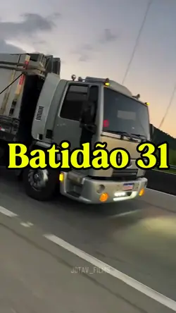 Caminhão batidão 31