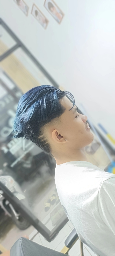 NOVO ESTILO DE CORTE DE CABELO