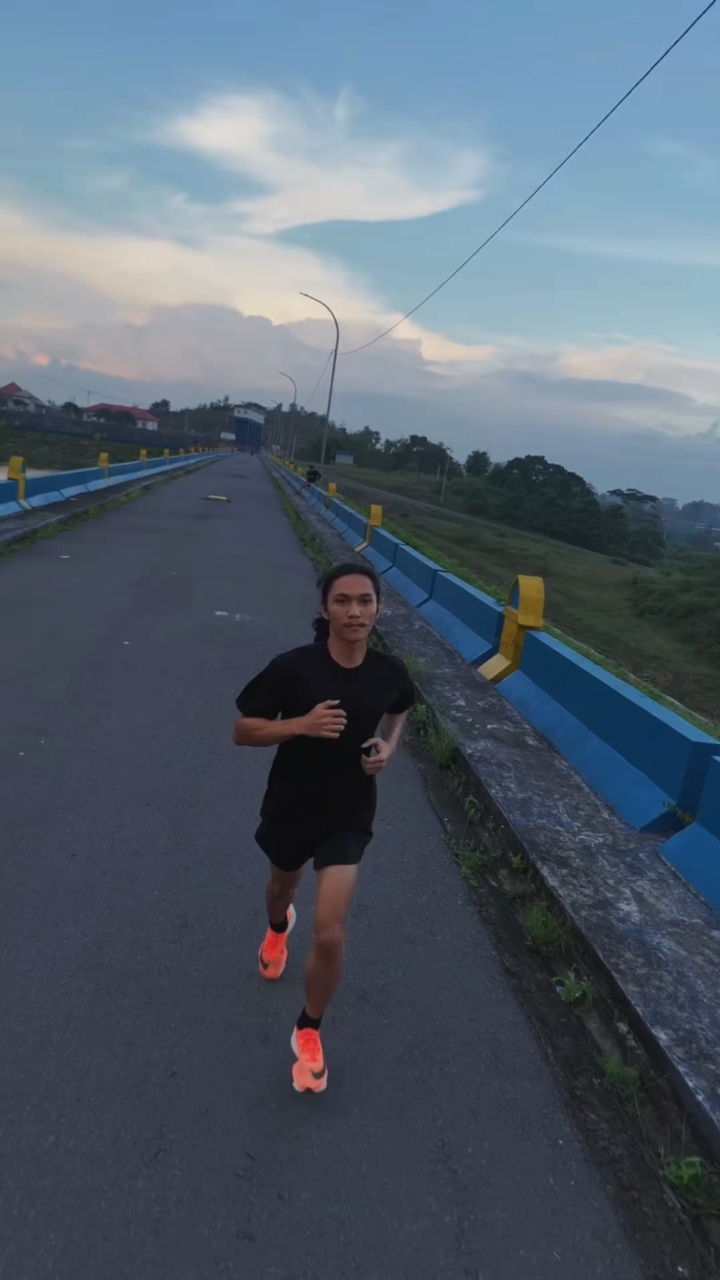 Running Slow Motion 