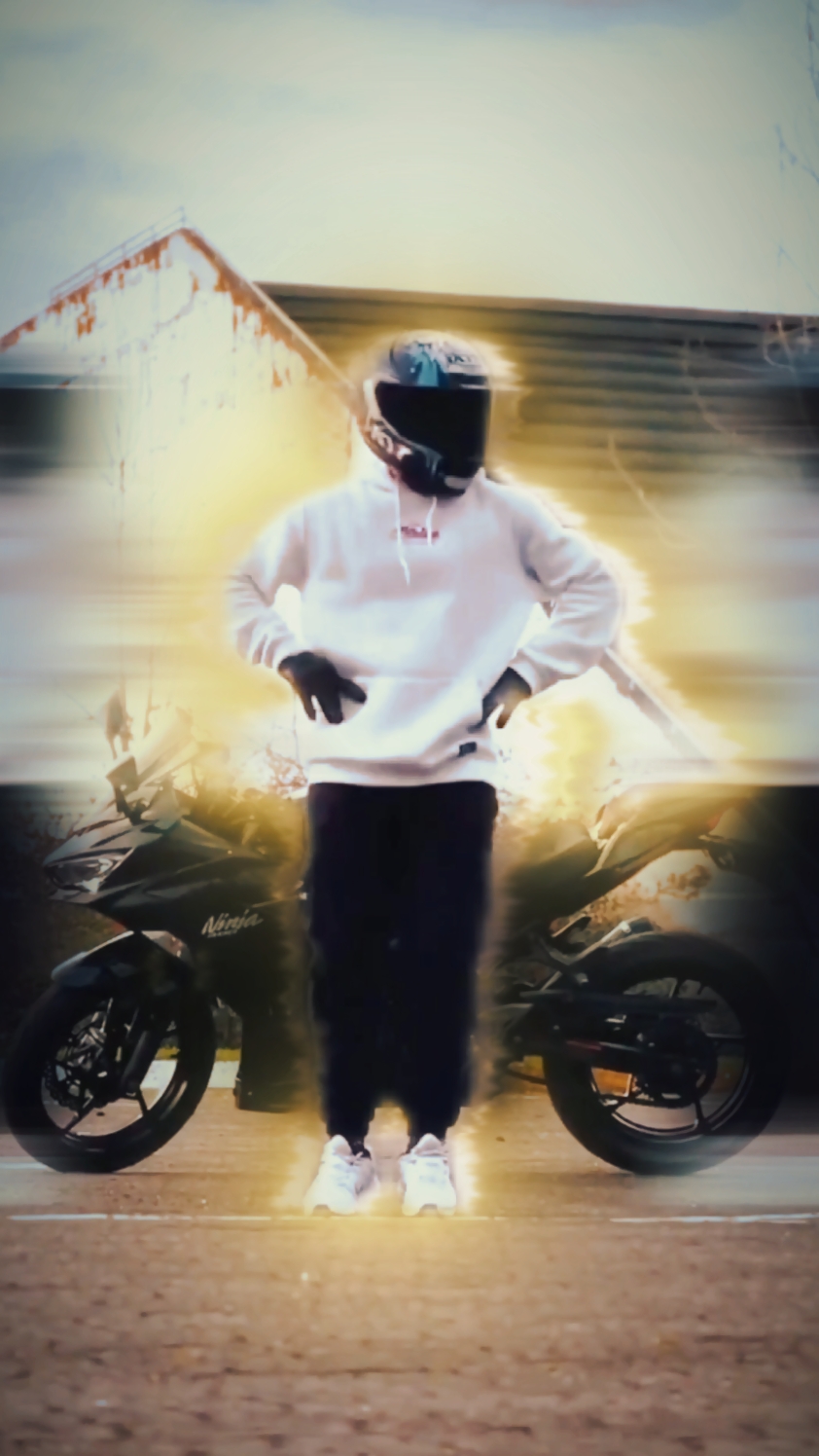Motociclista dançando