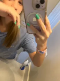 PLEASEEEEEEEEEEEEEEE