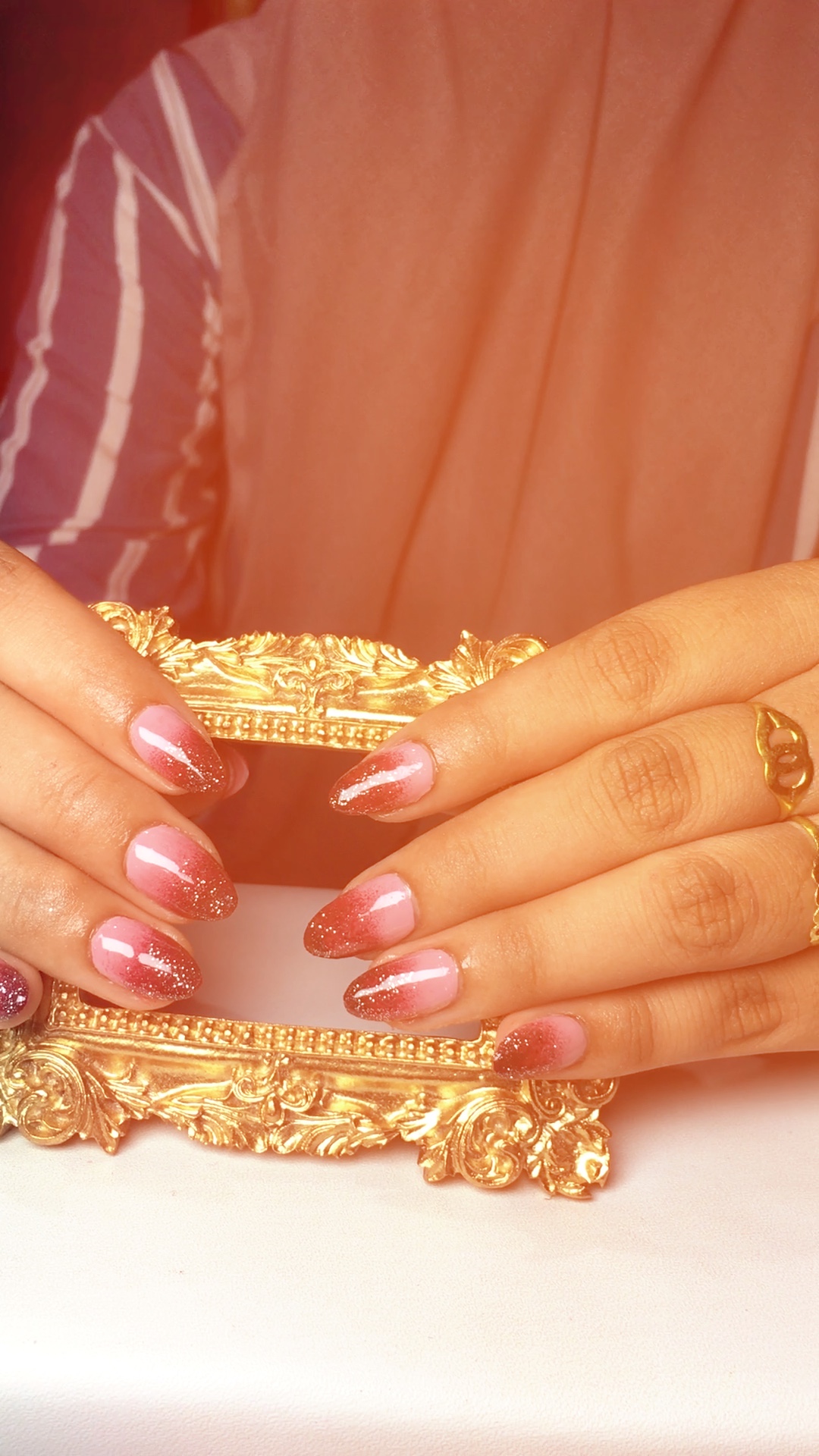 Ongle Transisi