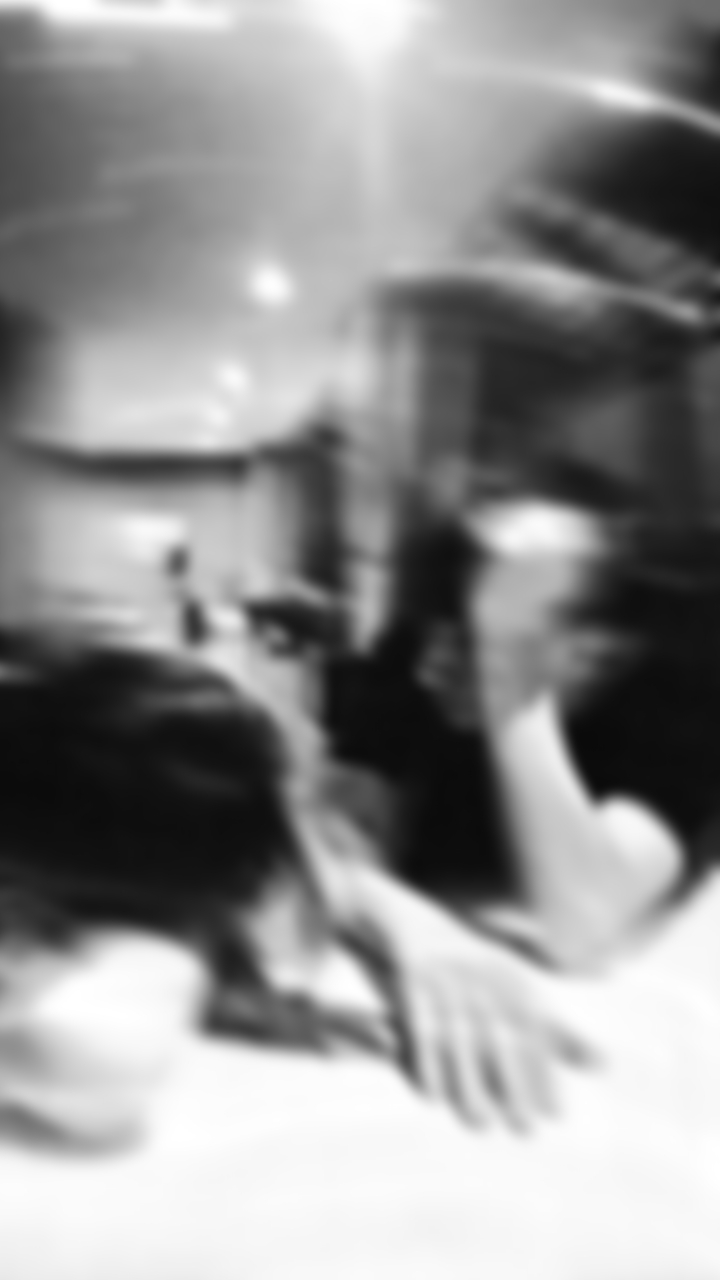 <3 blur