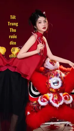Rước đèn tháng 8