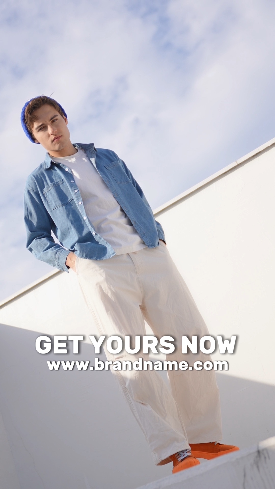 Clothing Business Template 3-Clip In TikTok Style
