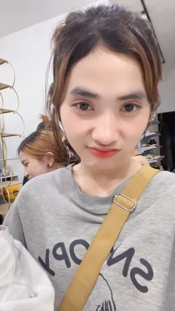 សូមផ្ញេីចុត្តនឹកតាមរន្ទះបាញ់